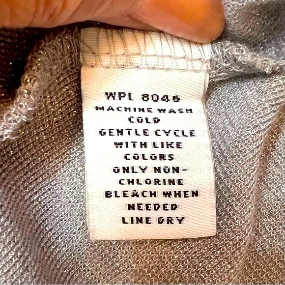 $5 ADD ON with $15+ Bundle Style & Co. Petite Top Silver Metallic Sz LP EUC - Picture 8 of 13